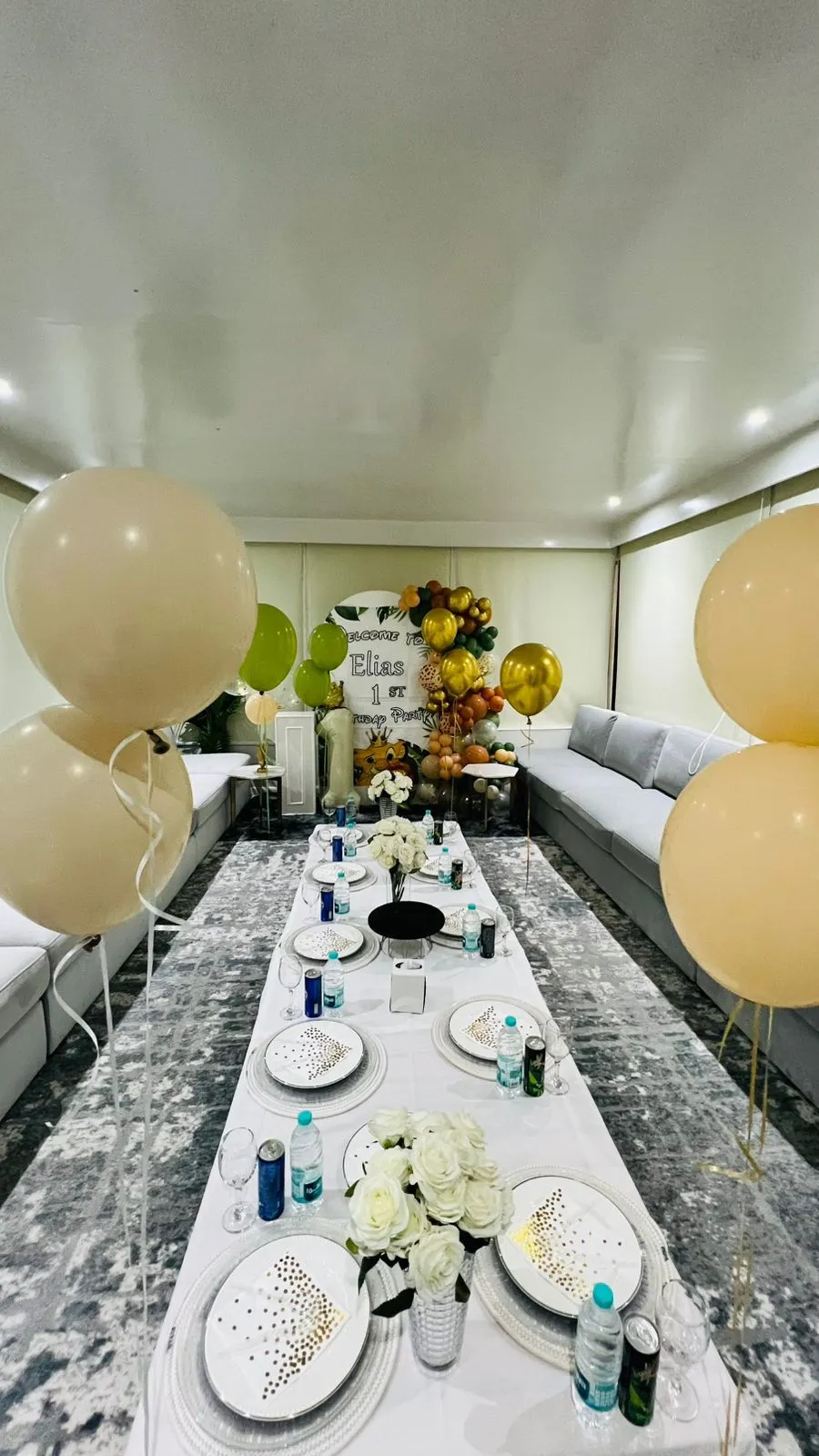Birthday table setup